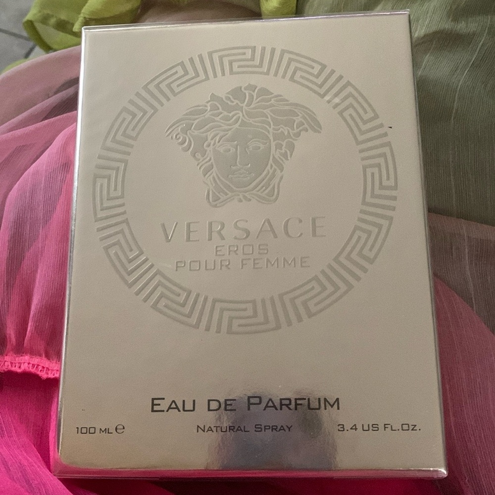 New sealed Versace Gold Eau de Parfum
